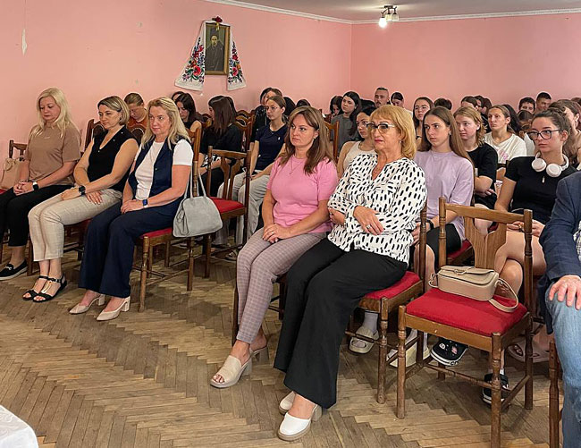 Комфортне життя у гуртожитку починається з правил