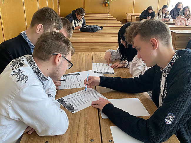 Мова – генетичний код нації Мова – генетичний код нації