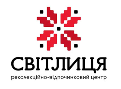 Це зображення має порожній атрибут alt; ім'я файлу гуцульский-двор.jpg