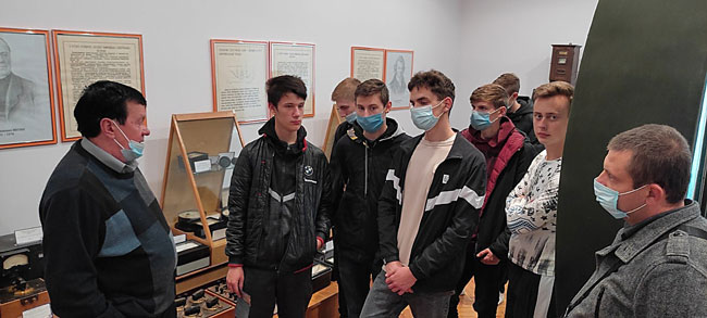 Студенти коледжу відвідали Народний музей метрології та вимірювальної техніки