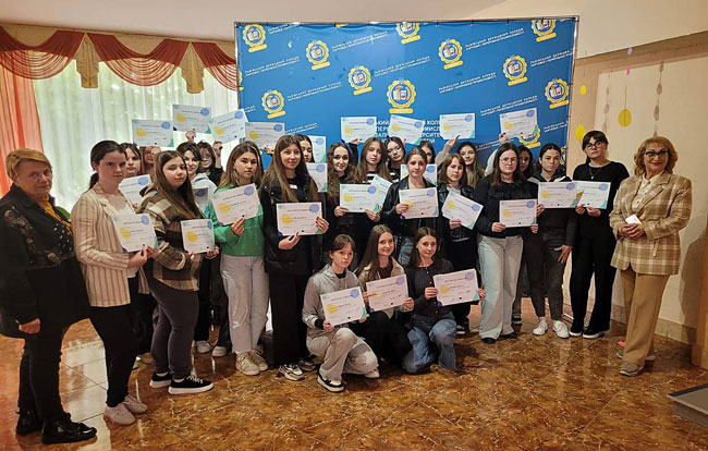 Цифрові навички для майбутнього — разом з Girls Go Circular