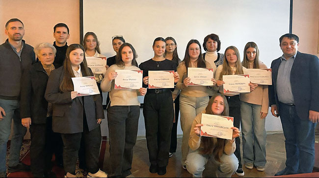 Студентська конференція про цифрові інструменти управління: нові виклики та перспективи