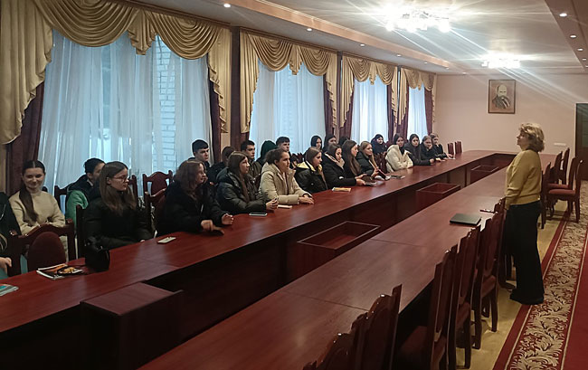 Лідерство та емоційний інтелект: тренінг для МА-2