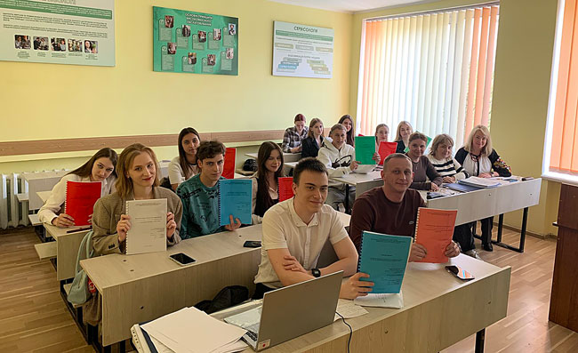 Успішний захист курсових робіт майбутніх фахівців індустрії гостинності