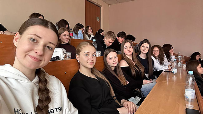 Крок до успішної кар’єри: наші студенти на весняній школі «Фінансовий аналітик»